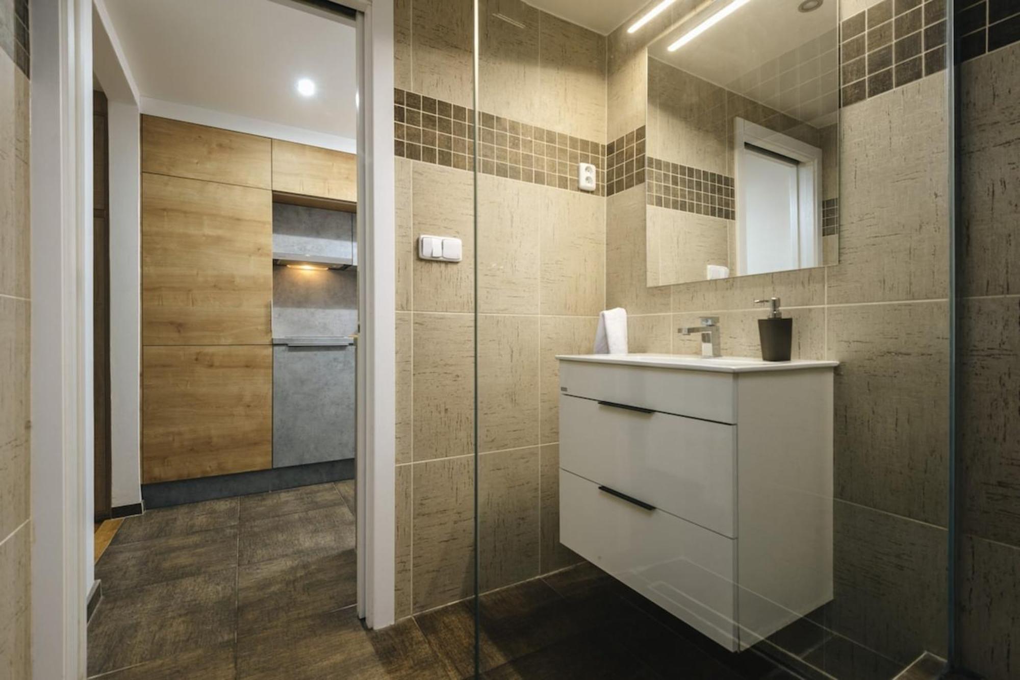 Cozy & Comfortable Apt Walking Anywhere You Want Sen ปราก ภายนอก รูปภาพ