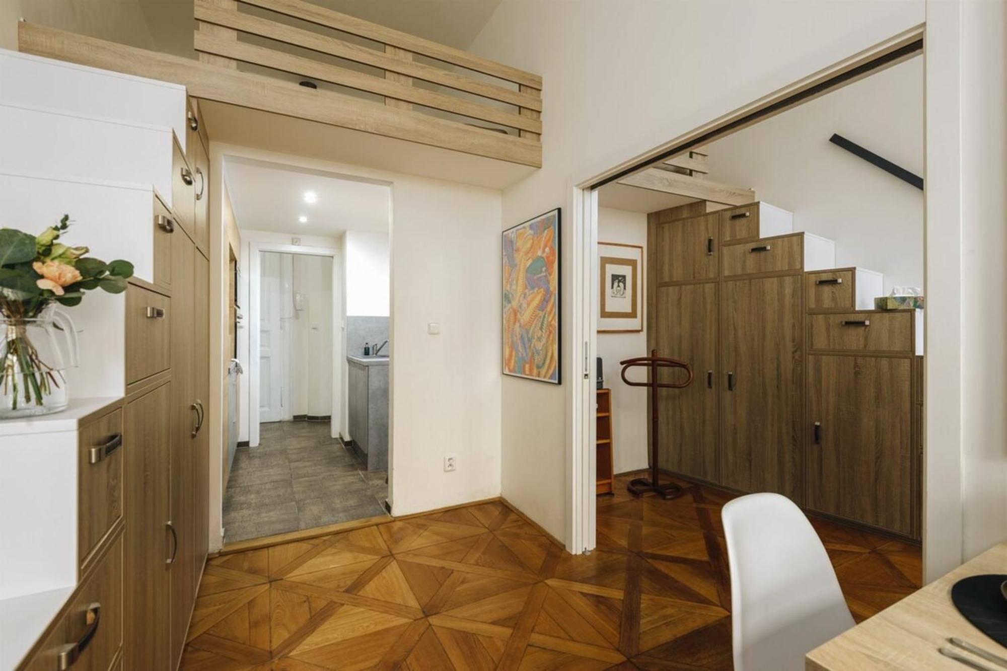 Cozy & Comfortable Apt Walking Anywhere You Want Sen ปราก ภายนอก รูปภาพ