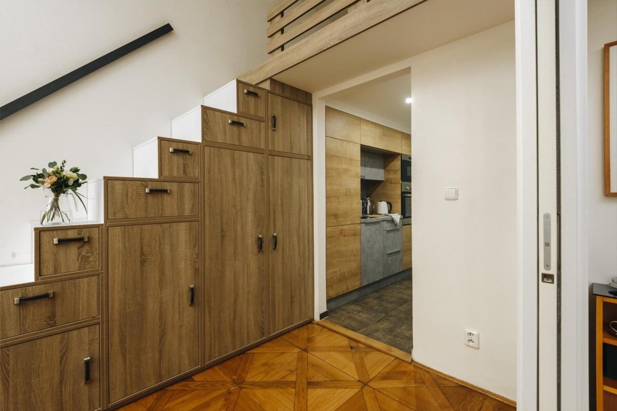 Cozy & Comfortable Apt Walking Anywhere You Want Sen ปราก ภายนอก รูปภาพ